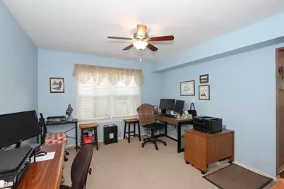 886 Farm Glen Lane, Carol Stream, IL 60188 - Photo 14