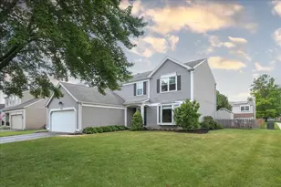 886 Farm Glen Ln, Carol Stream, IL 60188 - Photo 2