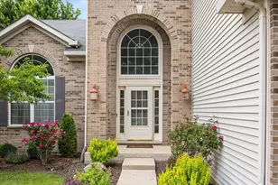 16326 Sand Creek Ln, Plainfield, IL 60586 - Photo 2