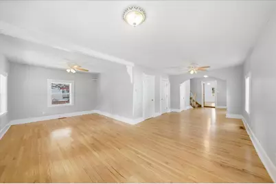 317 E Dearborn Street, Plano, IL 60545 - Photo 4