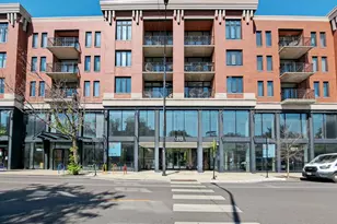 3232 N Halsted St, Chicago, IL 60657 - Photo 1