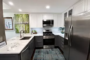 3232 N Halsted St, Chicago, IL 60657 - Photo 6