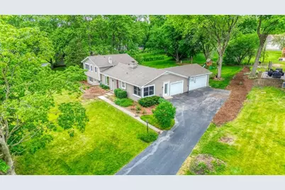 325 Canterbury Lane, Inverness, IL 60010 - Photo 2