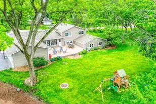 325 Canterbury Ln, Inverness, IL 60010 - Photo 50