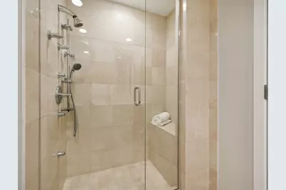 240 E Illinois Street #2505, Chicago, IL 60611 - Photo 18