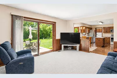 215 Alpine Drive, Lake Zurich, IL 60047 - Photo 8