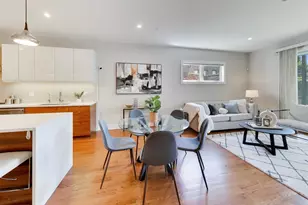 854 N May St, Chicago, IL 60642 - Photo 16