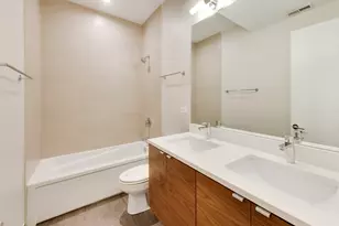 854 N May St, Chicago, IL 60642 - Photo 32
