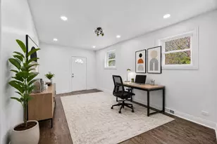 8848 S Jeffery Blvd, Chicago, IL 60617 - Photo 14