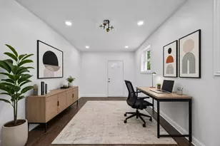 8848 S Jeffery Blvd, Chicago, IL 60617 - Photo 12