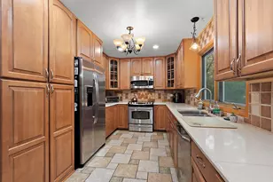 1935 Green Trails Dr, Lisle, IL 60532 - Photo 14