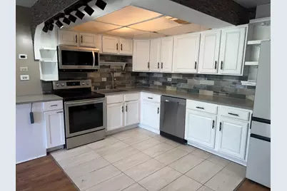 6700 S Brainard Avenue #411, Countryside, IL 60525 - Photo 2