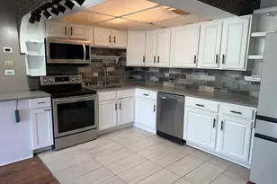 6700 S Brainard Ave, Countryside, IL 60525 - Photo 2