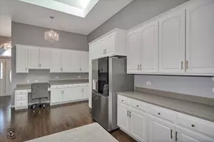 14954 S Carlton Ln, Homer Glen, IL 60491 - Photo 8