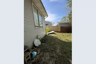 18 Birch Street, Carpentersville, IL 60110 - Photo 66