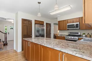 1235 Pin Oak Ct, Wheaton, IL 60189 - Photo 12