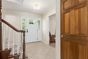 1235 Pin Oak Ct, Wheaton, IL 60189 - Photo 4
