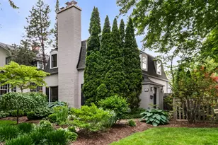 2766 Asbury Ave, Evanston, IL 60201 - Photo 1