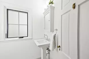2766 Asbury Ave, Evanston, IL 60201 - Photo 20