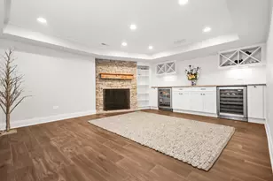 2766 Asbury Ave, Evanston, IL 60201 - Photo 10