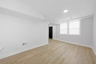 646 W 47th Pl, Chicago, IL 60638 - Photo 24