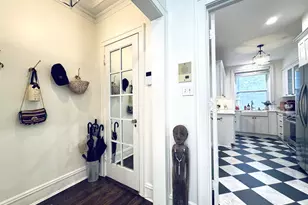 2948 N Pine Grove Ave, Chicago, IL 60657 - Photo 12