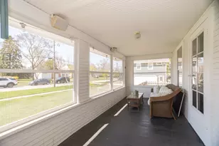 219 W Oak Ave, Wheaton, IL 60187 - Photo 24