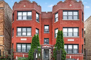 6424 N Albany Ave, Chicago, IL 60645 - Photo 2