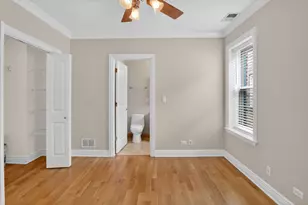 6424 N Albany Ave, Chicago, IL 60645 - Photo 16
