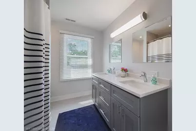 7720 W Chase Avenue, Chicago, IL 60631 - Photo 14