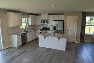 107 Cornerstone Dr, Hampshire, IL 60140 - Photo 2