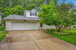 1080 Harvard Ln, Buffalo Grove, IL 60089 - Photo 2