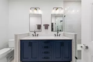1908 W Irving Park Rd, Chicago, IL 60613 - Photo 14