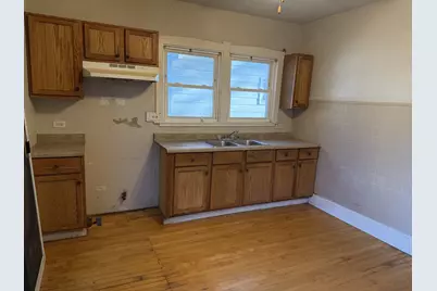 2223 N 74th Avenue, Elmwood Park, IL 60707 - Photo 6