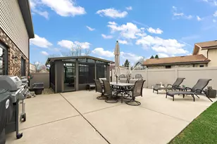 16748 Richards Dr, Tinley Park, IL 60477 - Photo 32