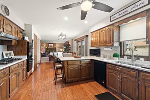 16748 Richards Dr, Tinley Park, IL 60477 - Photo 12