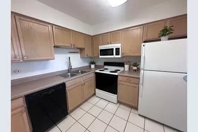234 W Court Of Shorewood #3B, Vernon Hills, IL 60061 - Photo 6