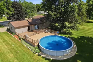 1665 Hill Dr, Dixon, IL 61021 - Photo 8