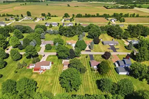 1665 Hill Dr, Dixon, IL 61021 - Photo 12