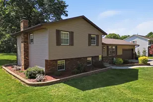 1665 Hill Dr, Dixon, IL 61021 - Photo 4