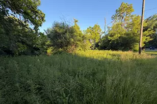 911 Safford Ave, Lake Bluff, IL 60044 - Photo 2