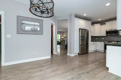 1061 Painted Lake Court, Lake Villa, IL 60046 - Photo 4