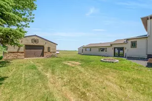 14910 Osco Rd, Osco, IL 61274 - Photo 56
