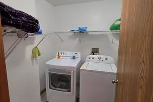 2400 Mark Ave, Zion, IL 60099 - Photo 14