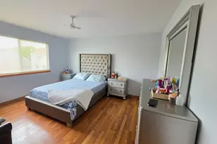 2400 Mark Ave, Zion, IL 60099 - Photo 8