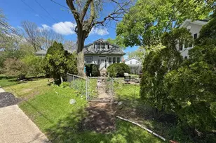 416 Illinois Rd, Wilmette, IL 60091 - Photo 1