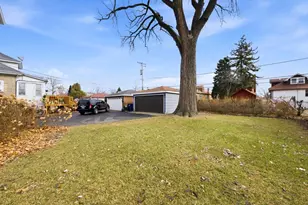1627 S 14th Ave, Maywood, IL 60153 - Photo 36