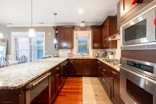 3709 N Ashland Ave, Chicago, IL 60613 - Photo 8
