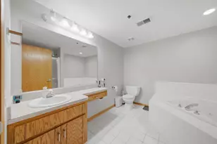 11535 Settlers Pond Way, Orland Park, IL 60467 - Photo 10