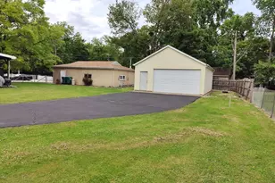 1201 Fairchild Ave, Joliet, IL 60432 - Photo 16